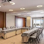 Oceanfront - Preferred And 5* Sesimbra