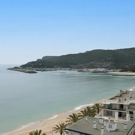 Oceanfront - Preferred And Hotel