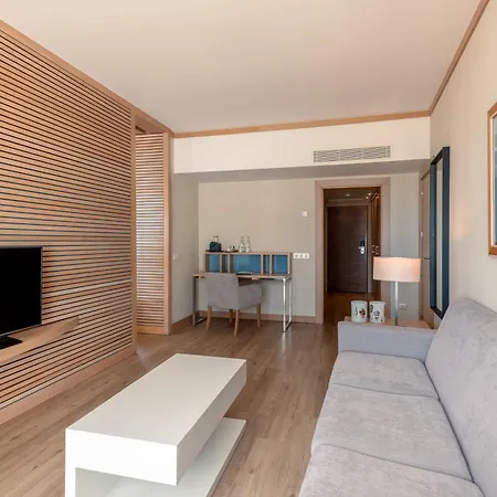 Hotel Oceanfront - Preferred And