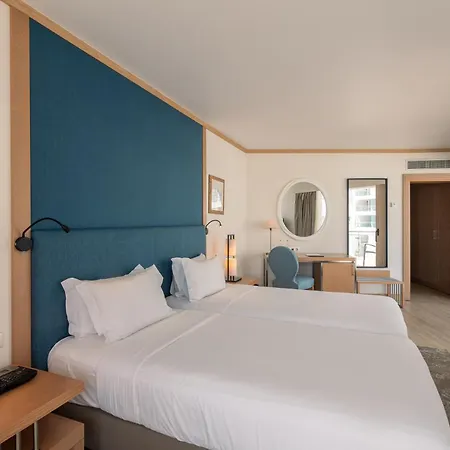 Oceanfront - Preferred And Hotel Sesimbra