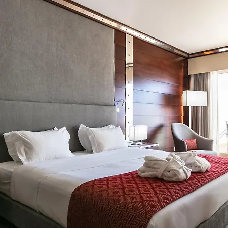 Oceanfront - Preferred And Hotel Sesimbra