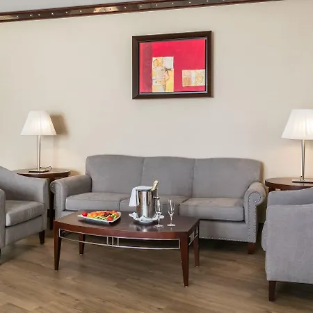 Oceanfront - Preferred And 5*