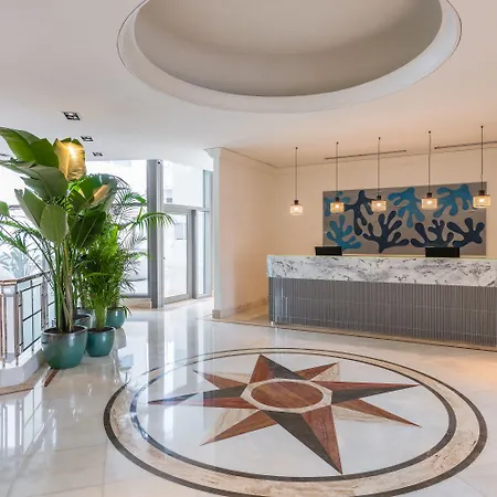 Hotel Oceanfront - Preferred And 5*