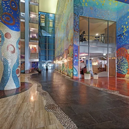 Oceanfront - Preferred And Hotel