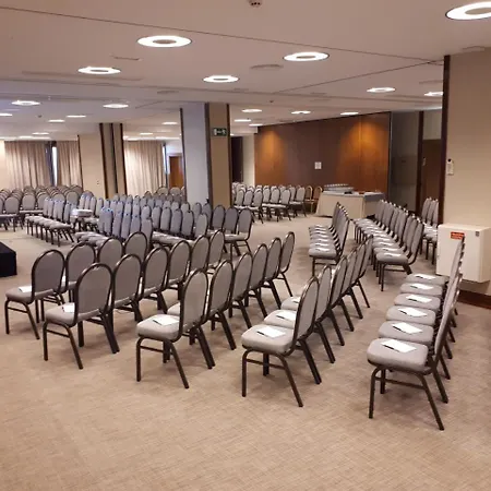 Oceanfront - Preferred And Hotel