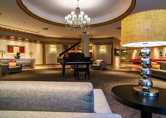 Oceanfront - Preferred And Hotell Sesimbra