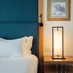 Oceanfront - Preferred And Hotel