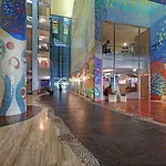 Oceanfront - Preferred And Hotel