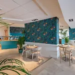 Hotel Oceanfront - Preferred And