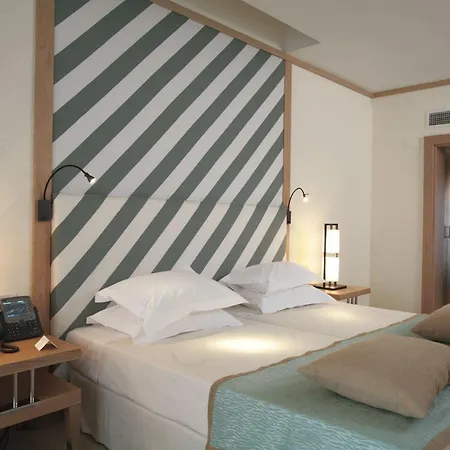 Oceanfront - Preferred And Hotel Sesimbra