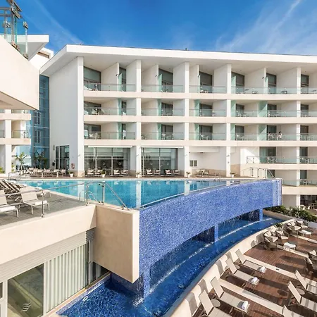 Oceanfront - Preferred And Hotel