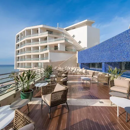 Oceanfront - Preferred And Hotel 5*