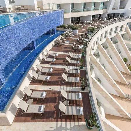 Oceanfront - Preferred And 5*
