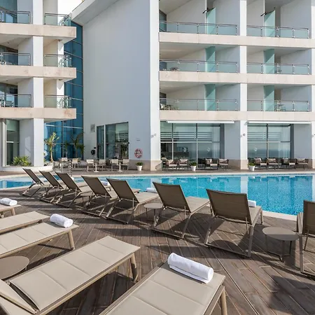 מלון Oceanfront - Preferred And ססימברה