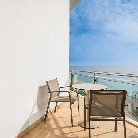 Oceanfront - Preferred And 5* سيسيمبرا