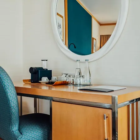 Oceanfront - Preferred And 5* Sesimbra