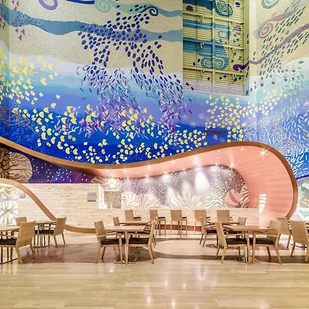 מלון Oceanfront - Preferred And