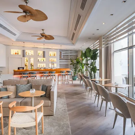 Oceanfront - Preferred And 5*