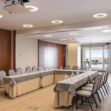 Oceanfront - Preferred And 5* سيسيمبرا
