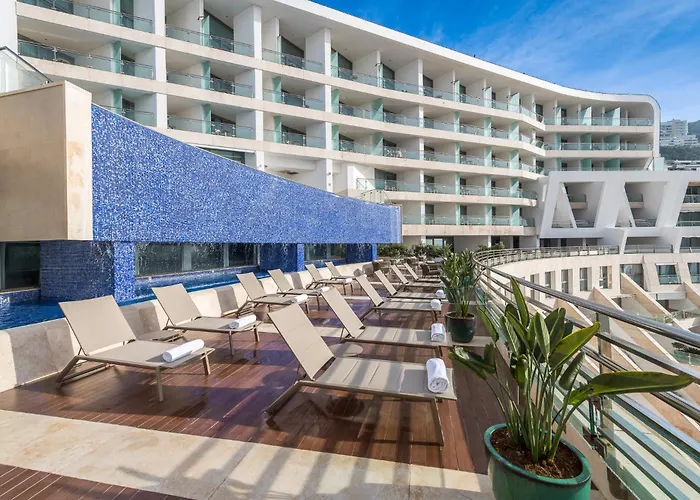 Oceanfront - Preferred And Sesimbra