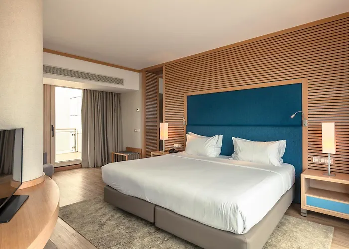 Oceanfront - Preferred And 5*