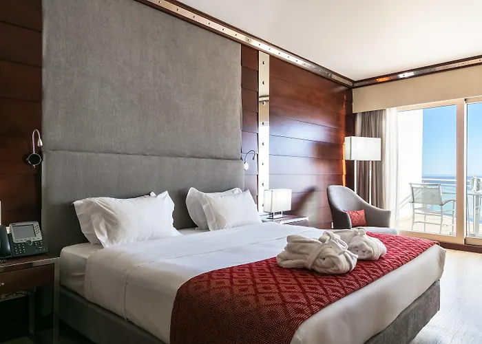 Oceanfront - Preferred And Hotel Sesimbra