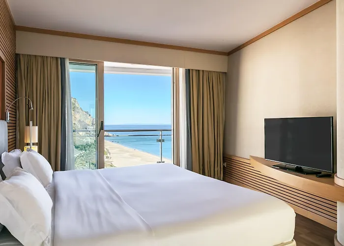 Oceanfront - Preferred And Szálloda 5*