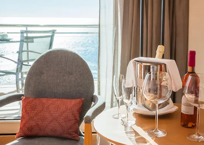 Oceanfront - Preferred And 5*