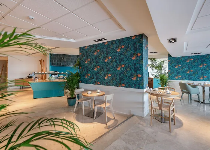 Hotel Oceanfront - Preferred And