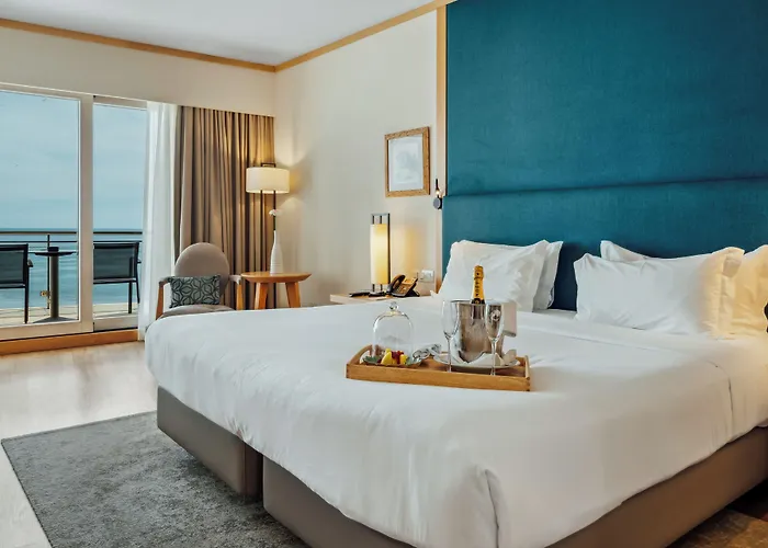 Oceanfront - Preferred And Hotel