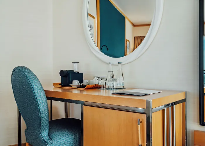 Hotel Oceanfront - Preferred And 5*