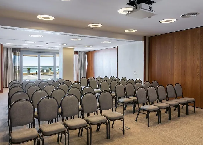 Oceanfront - Preferred And Hotel